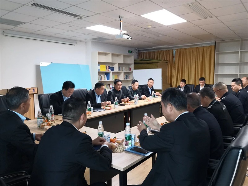 實(shí)戰(zhàn)演練！新城區(qū)教育系統(tǒng)開(kāi)展春季開(kāi)學(xué)校園保安培訓(xùn)
