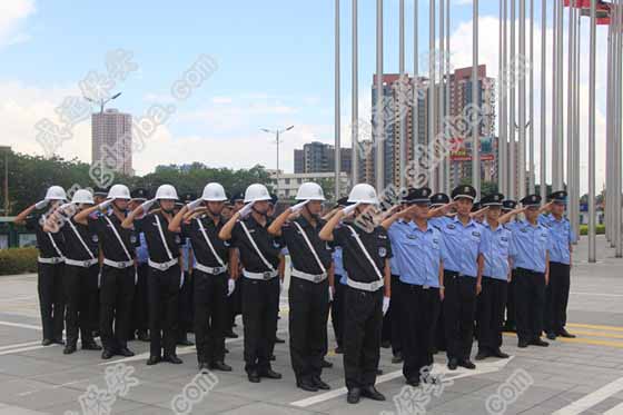 安保服務(wù)總公司威遠(yuǎn)之，公交車(chē)配備保安人員你怎么看？