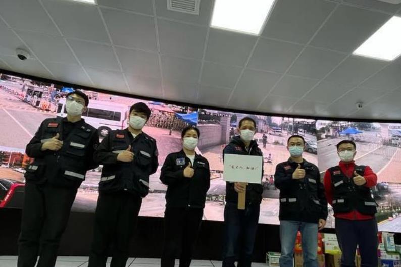 上海29歲保安成功考上985大學(xué)，前途不可限量，令人羨慕又敬佩
