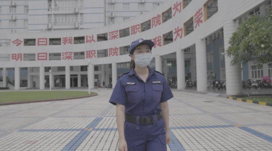 太勵(lì)志！深圳35歲女保安“逆襲”名校研究生，帶娃、考研兩不誤
